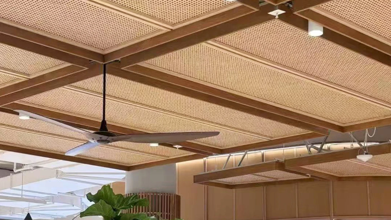 Perforated woven aluminum ceiling