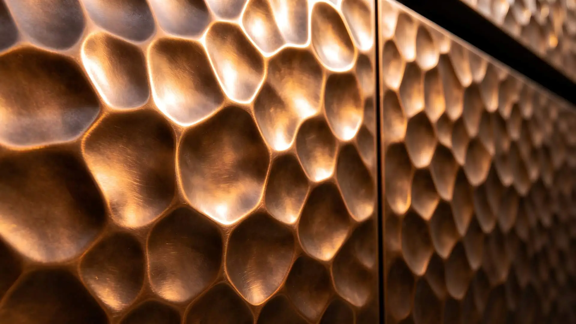 High‑density Hammer Textured Aluminum Panel, Surface Detail Close‑up