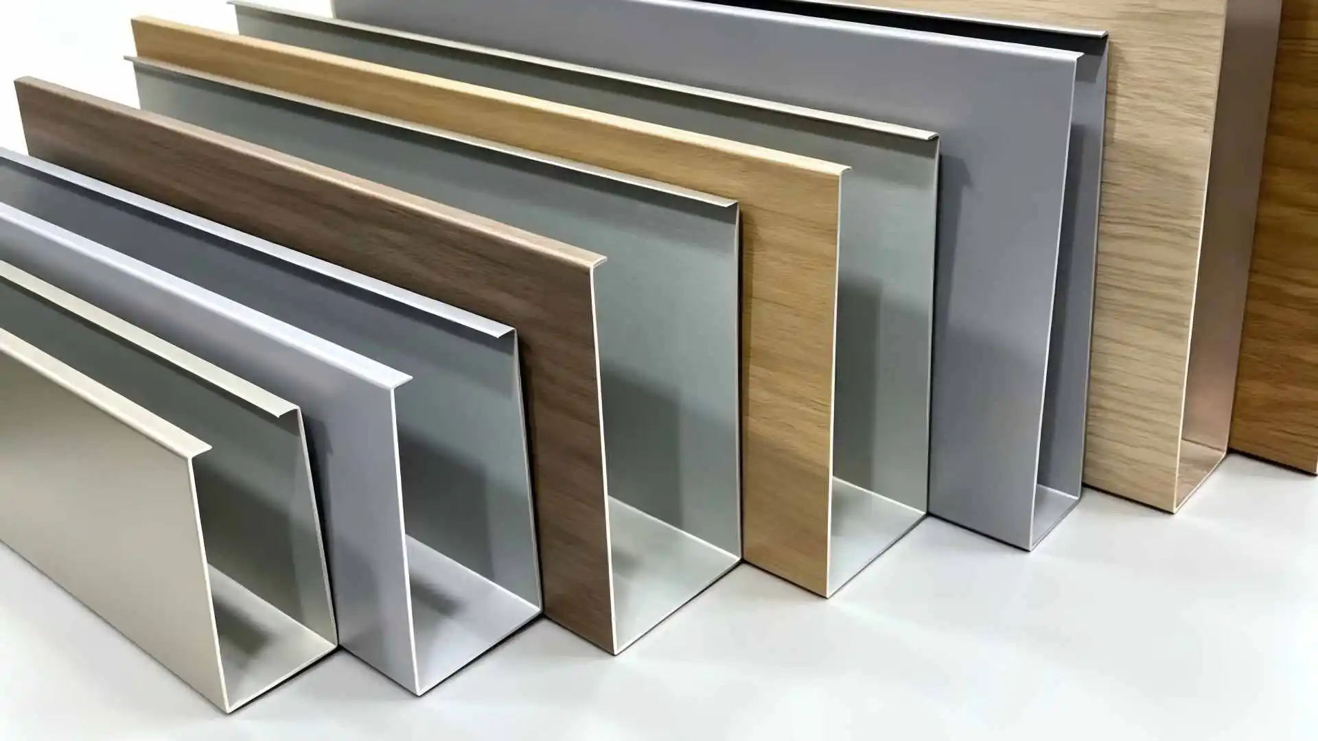 U‑shaped baffle price depends on size; larger dimension comes with higher unit cost