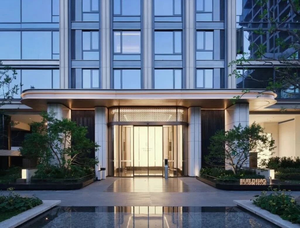 Wind Pressure and Seismic Resistance Analysis of Aluminum Veneer Curtain Wall