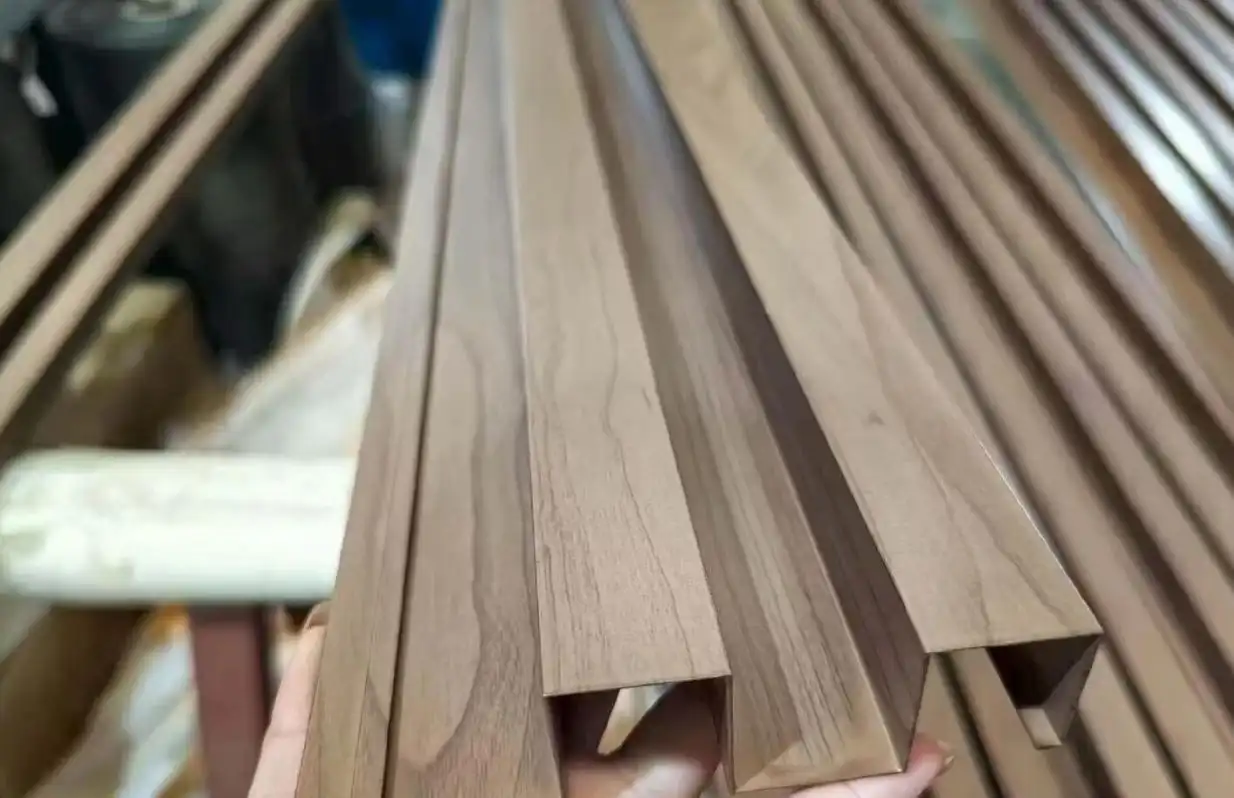 Development Trend of Aluminum Baffle Industry in 2026: Green Building Materials and Customization Become Mainstream
