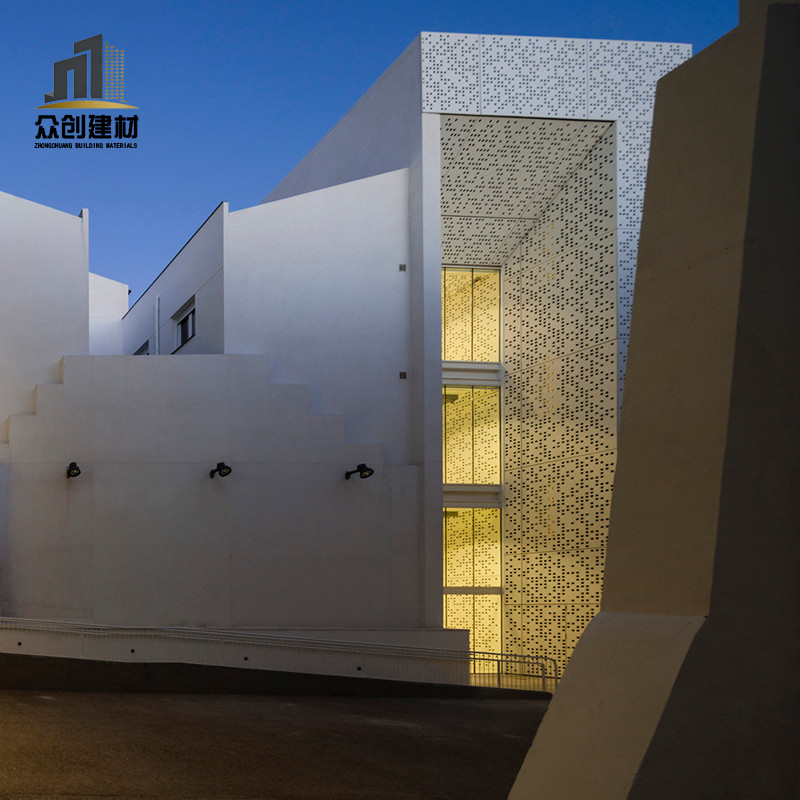 aluminum cladding house