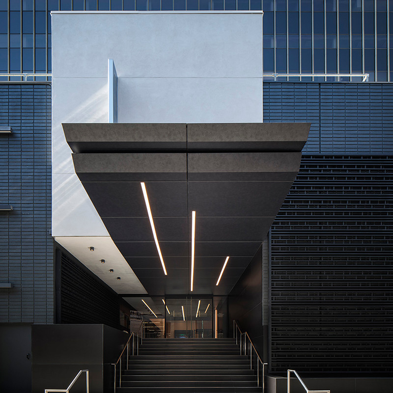 Aluminum Single-Panel Awnings Aluminum Single-Panel Awnings